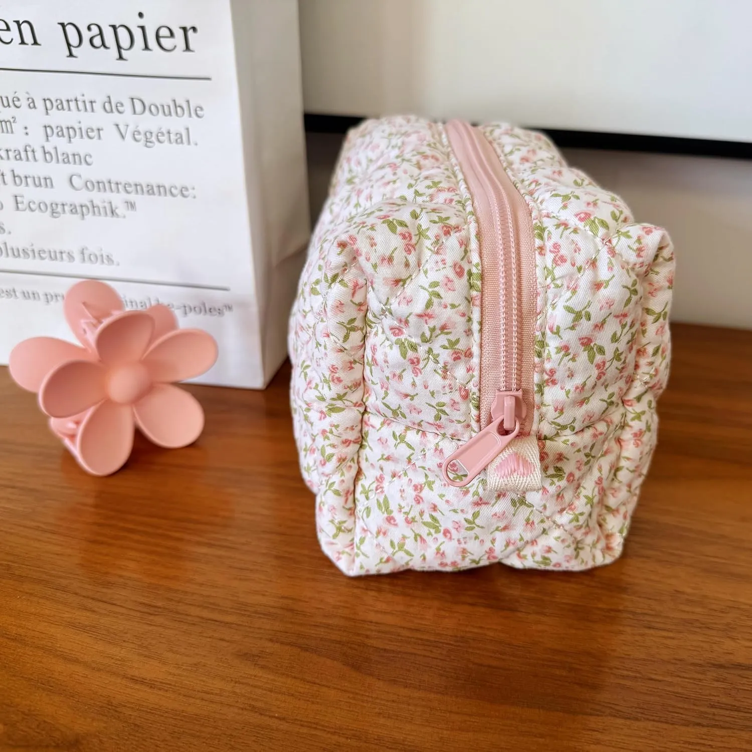 Cotton Quilted Makeup Bag Coquette Accessories Make up Bag Organizer Cute Floral Cosmetic Pouch Travel Makeup Bag for Women (Little Roses)
