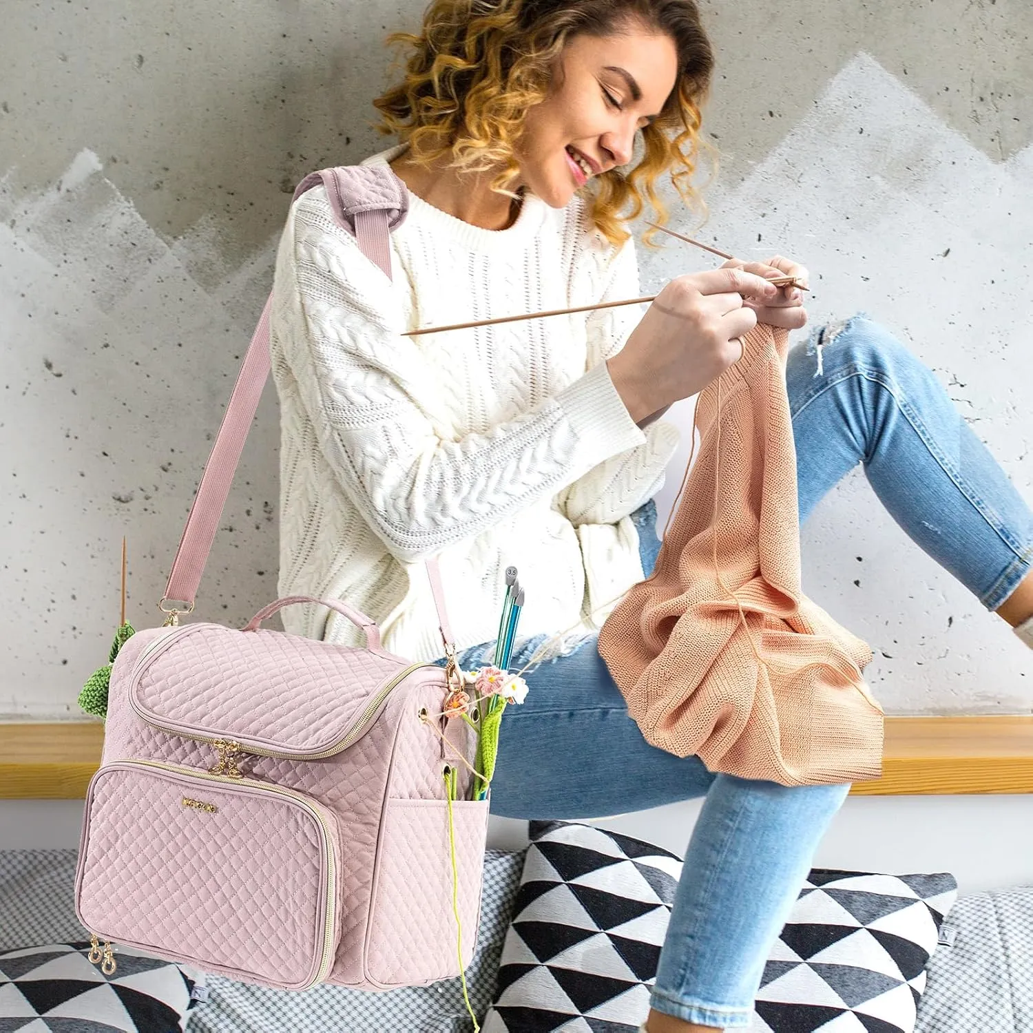 Crochet Bag Organizer - Quilted Storage Bag with Hanging Hook, Ideal for Knitting & Crochet Accessories