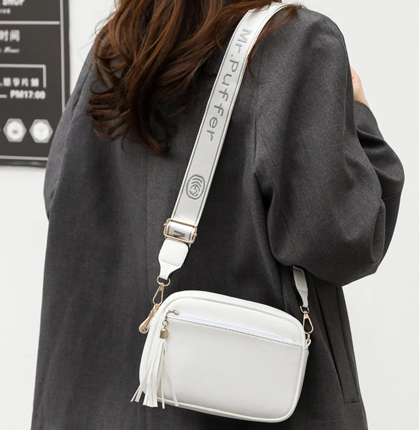 Crossbody Purses for Women Trendy,Vegan Leather Medium Crossbody Bag,Women's Crossbody Travel Purse Built in Wallet