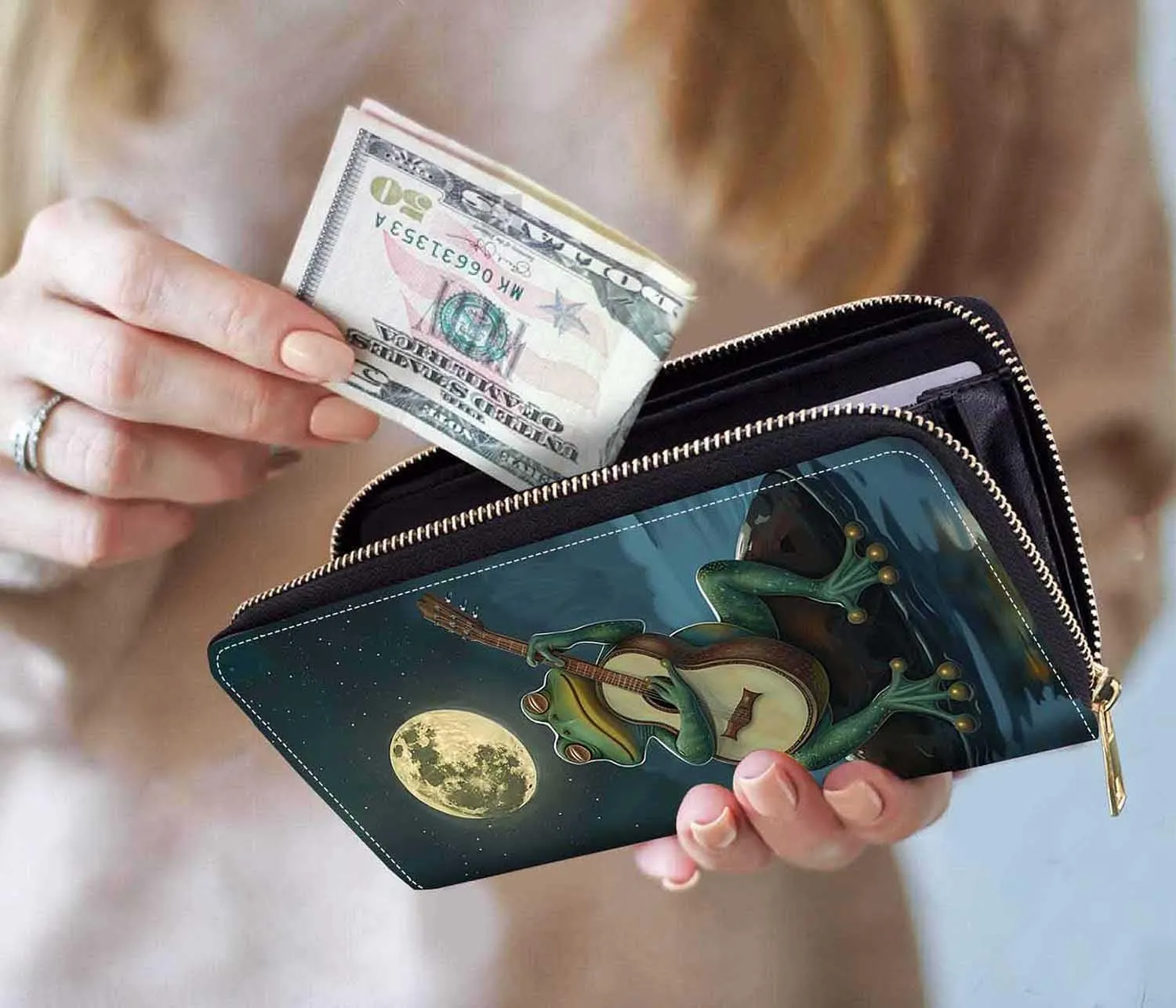 Frog Playing Guitar Print Women Large Capacity Wallet PU Leather Zipper Clutch Purse for Smart Phone/Card/Coin/Cash