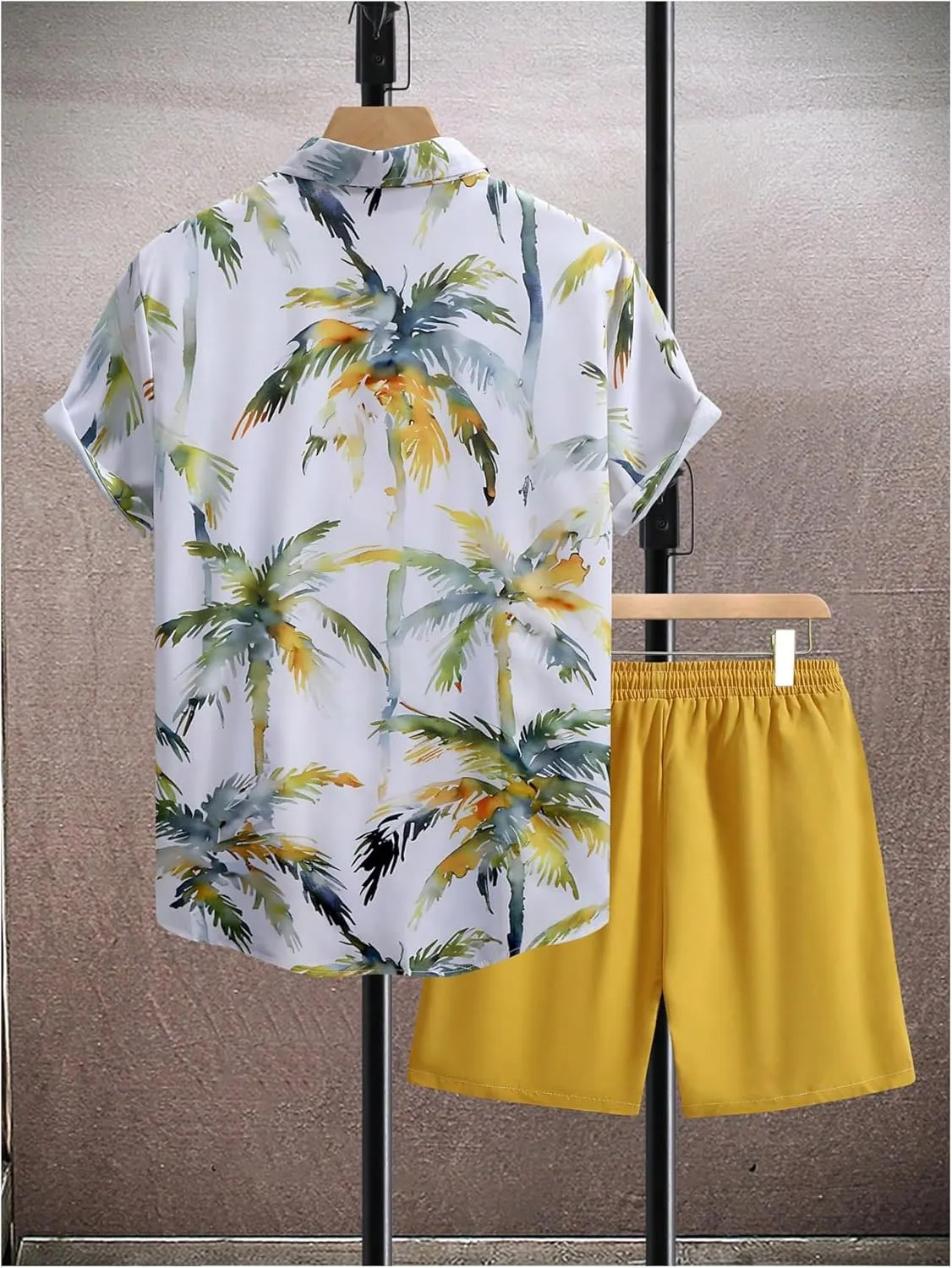 GORGLITTER Men's Summer Vacation Outfits Hawaiian Beach Floral Button Down Short Sleeve Shirt and Shorts Set
