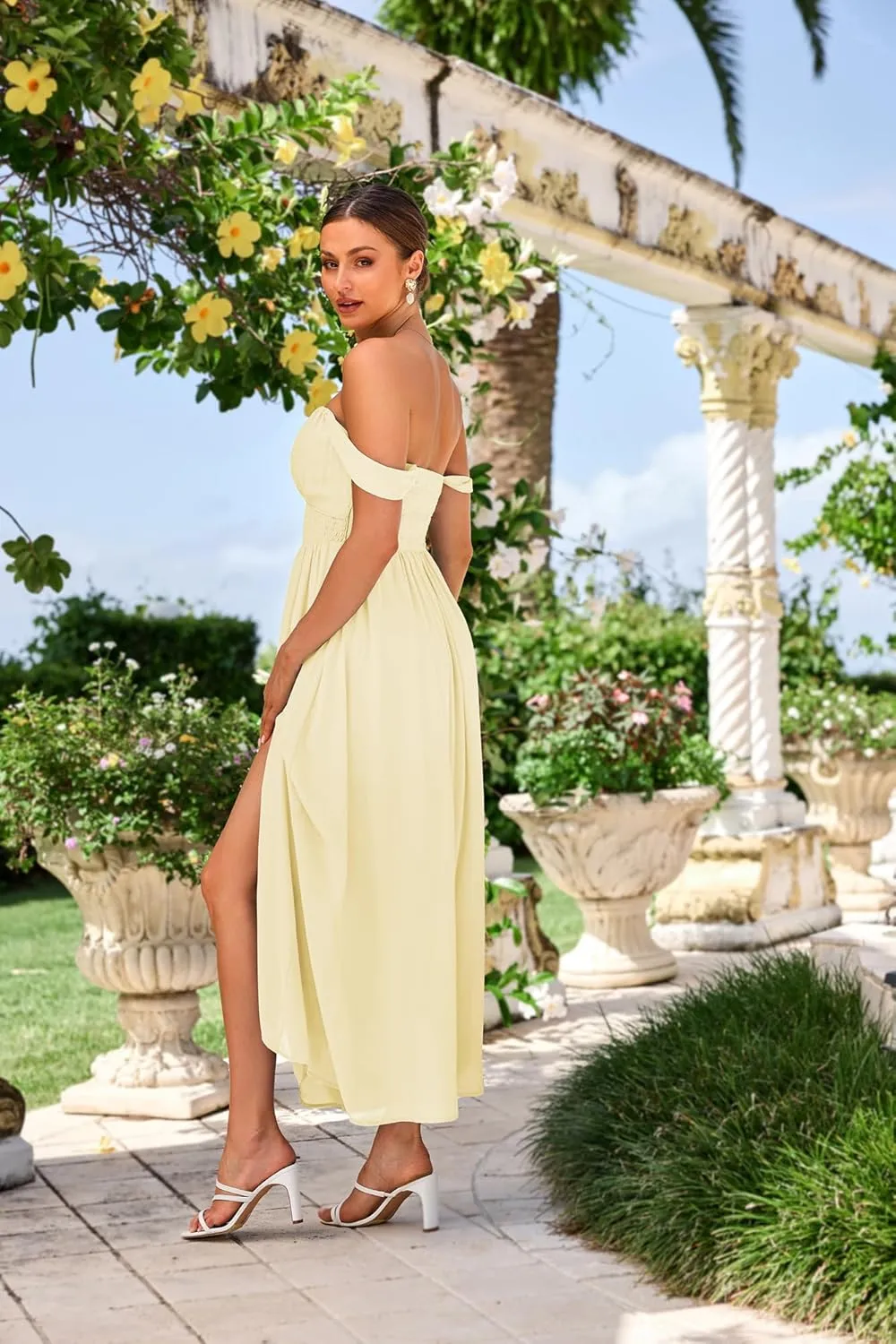 GRACE KARIN 2025 Women's Summer Floral Print Flowy A Line Maxi Dresses Sleeveless Smocked Off Shoulder Dress