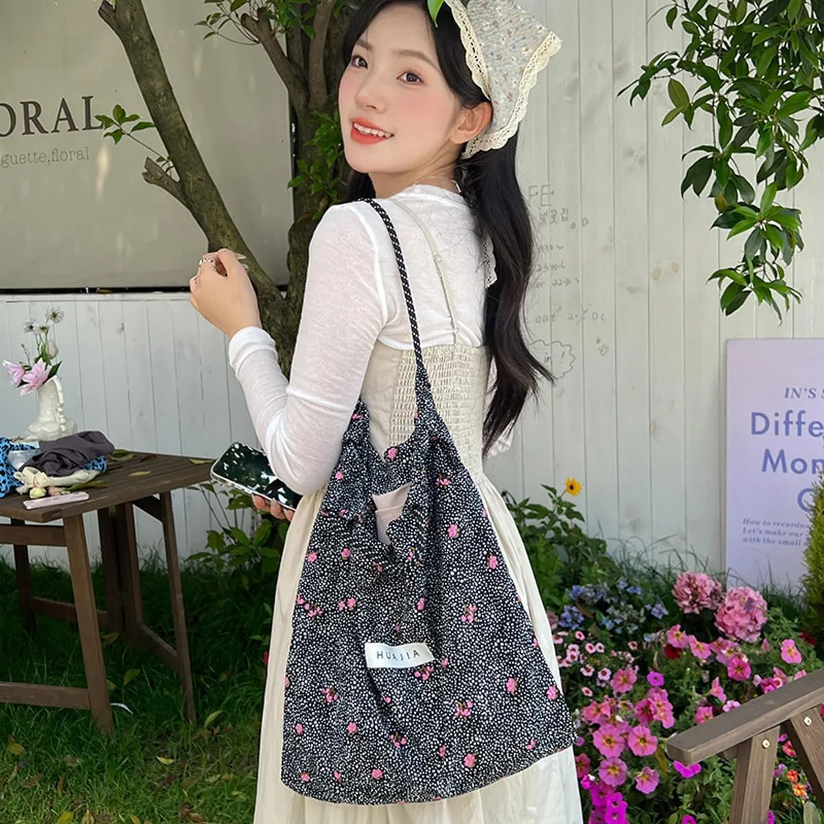 Korean version floral handbag for women's fresh Japanese style small floral shoulder bag with large capacity shopping bag