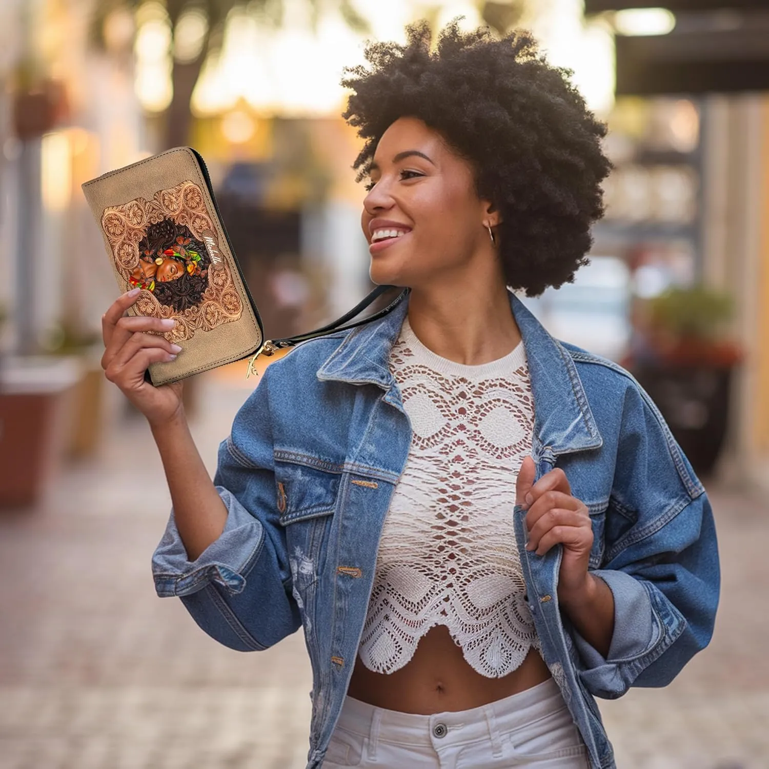 Personalized Wallet for Women – Stylish African Queen Leather Clutch – Mother’s Day Gift for Black Women Celebrating African American Culture and Heritage