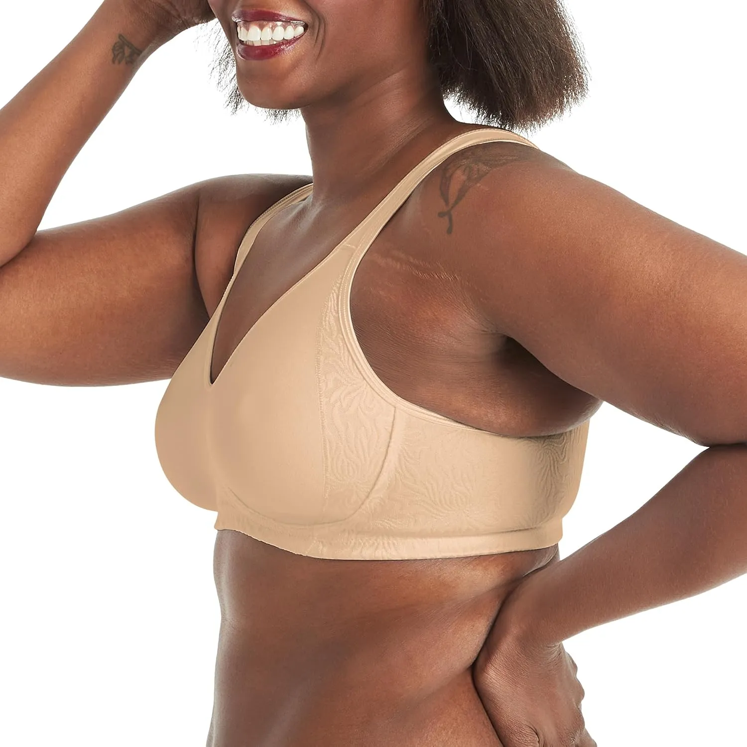 Playtex Women's Smoothing Wireless Bra, 18 Hour Plus-Size T-Shirt Bras Available, No Show, 4049