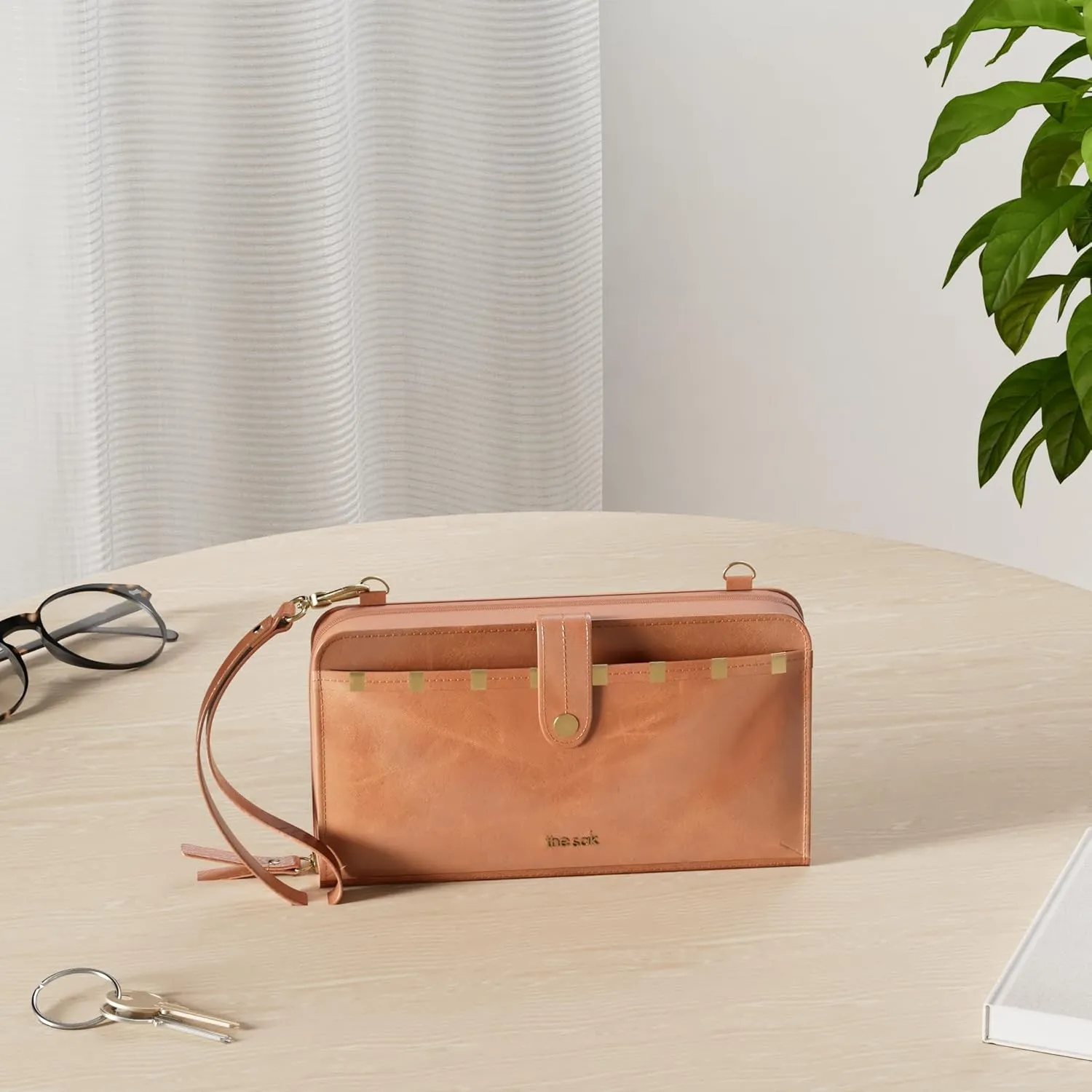 The Sak Iris Smartphone Crossbody Purse - Women's Cellphone Bag & Wallet For Everyday - Convertible Wristlet With Zipper