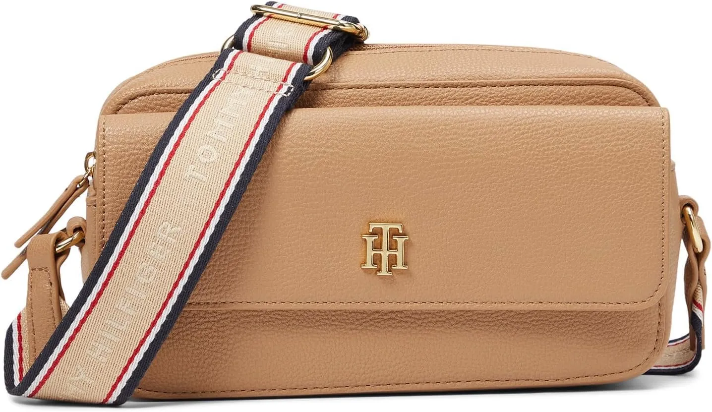 Tommy Hilfiger Kiara Ii Flap Camera Crossbody
