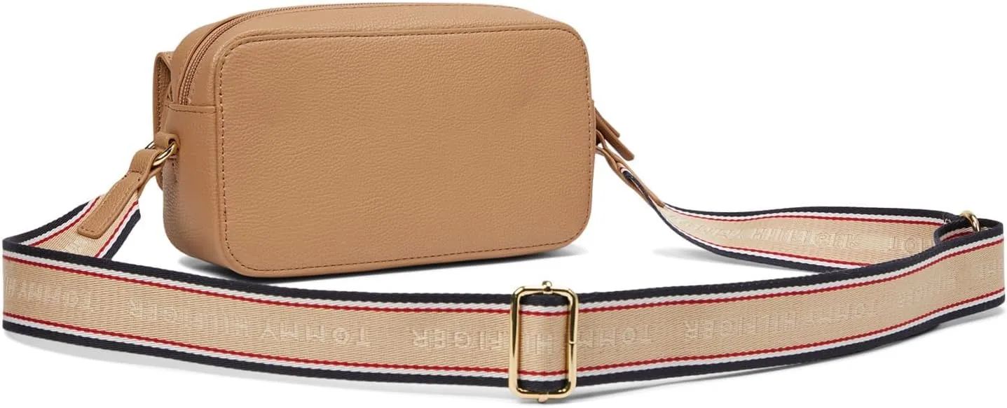 Tommy Hilfiger Kiara Ii Flap Camera Crossbody